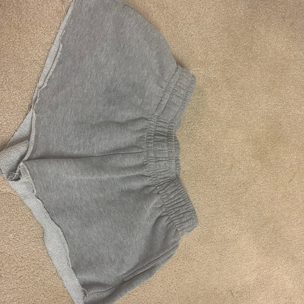 Grey sweatshorts! Ardene size small!